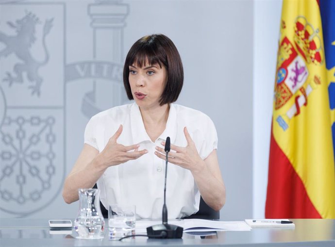 La ministra de Ciencia e Innovación, Diana Morant, durante una rueda de prensa posterior a la reunión del Consejo de Ministros, en el Palacio de la Moncloa, a 18 de julio de 2023, en Madrid (España).
