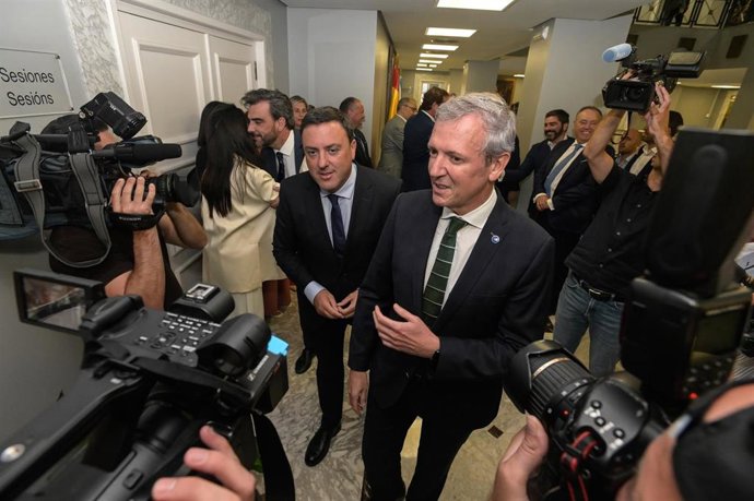 Rueda acude a la constitución de la corporación provincial de A Coruña.