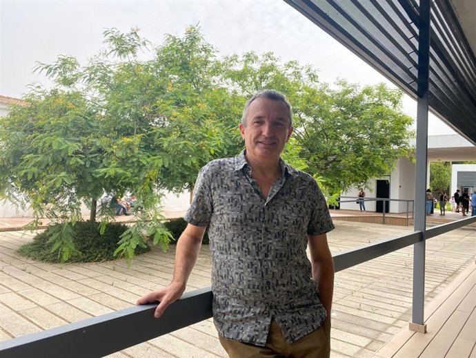 El director de arte Juan Pedro de Gaspar en la sede de La Rábida de la UNIA