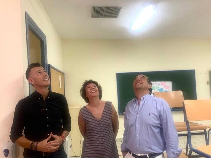 Visita técnica a las obras de bioclimatización de aulas en Cuevas de San Marcos
