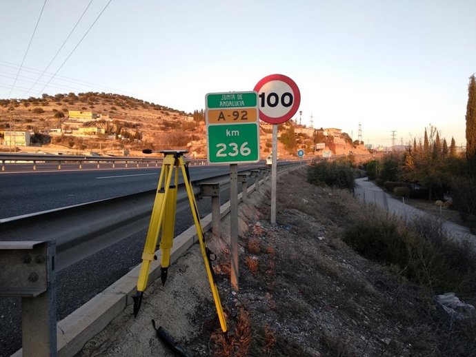Licitada la colocación de pantallas acústicas.