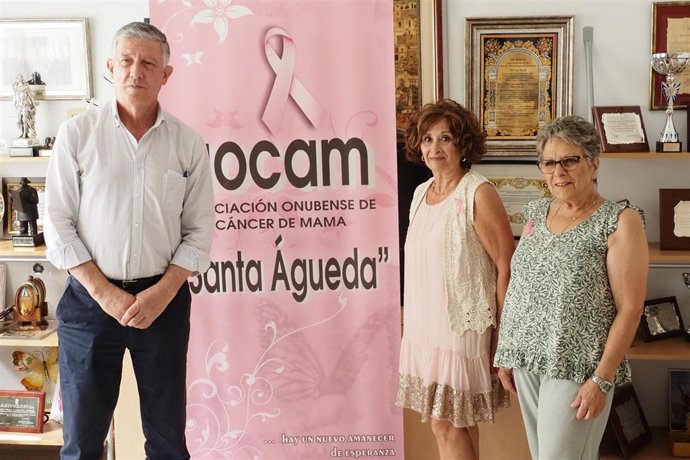 El Ayuntamiento de Palos de la Frontera y Aocam renuevan su convenio de colaboración.