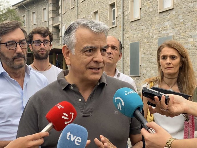 El candidato al Congreso de los Diputados del PP por Álava, Javier De Andrés