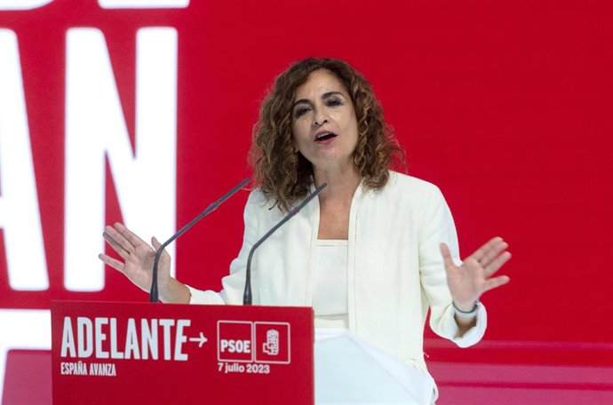 La ministra de Hacienda y Función Pública, María Jesús Montero