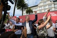 Zapatero agita la campaña en Galicia "en defensa de la verdad": "Merecemos ganar y vamos a ganar"