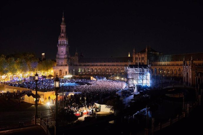 Concierto de Leiva en el Festival Icínica Fest II (2022)
