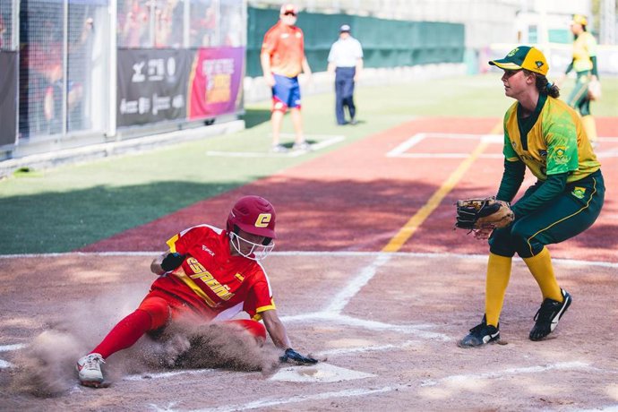 Meritxell Blesa, durante un partido con la selección española.