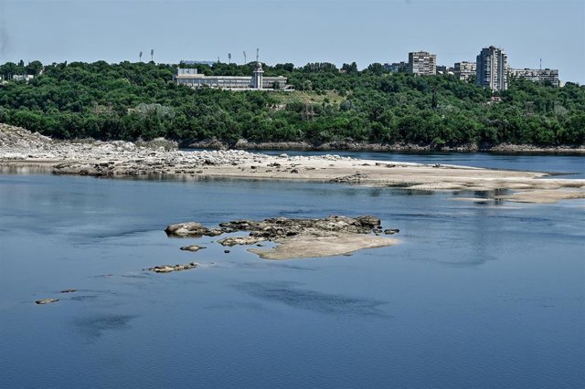 El río Dniéper a su paso por la provincia de Zaporiyia, en Ucrania