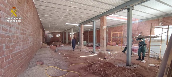 Irregularidades en la gestión de amianto.