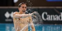 Dennis González, primer campeón del mundo en solo libre en natación artística