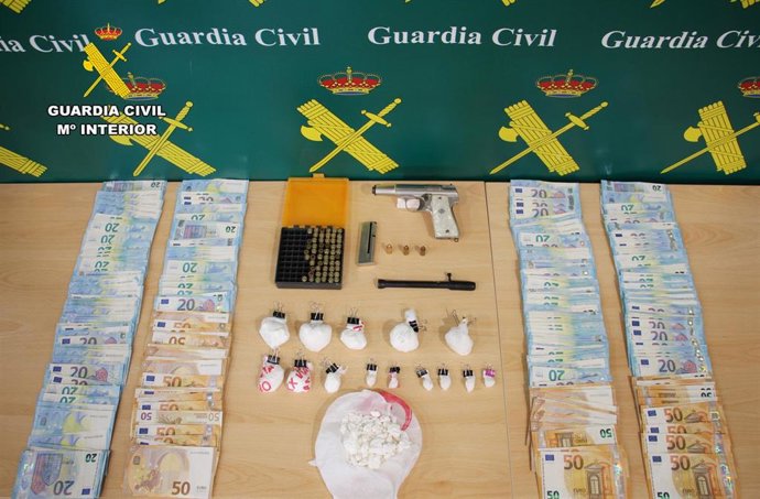 Droga y dinero intervenido en la operación 'Ukkonen'