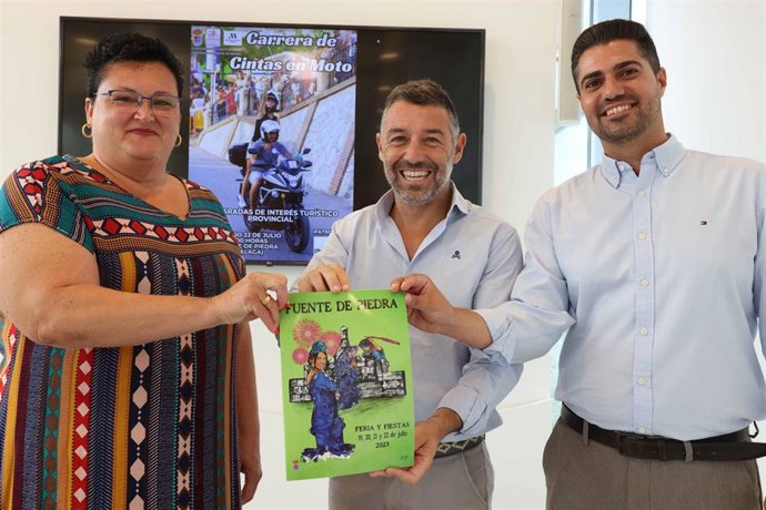 Presentación de la carrera de cintas en moto en Fuente de Piedra