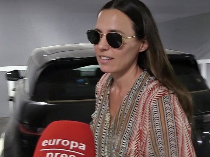 CLAUDIA OSBORNE REAPARECE TRAS CONOCERSE SU SEGUNDO EMBARAZO