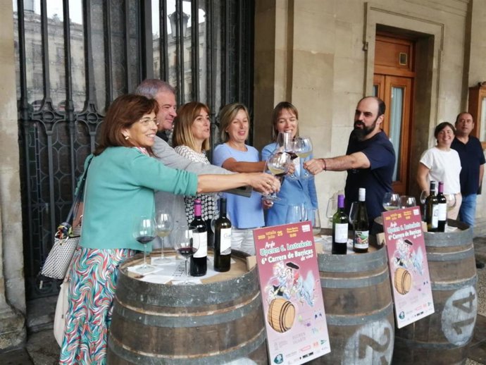 Presentación de la sexta edición de la Carrera de Barricas