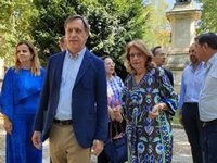 Elvira Rodríguez asegura que hay "un problema de crecimiento" y que las medidas del PP llegan "sin hacer trampas"