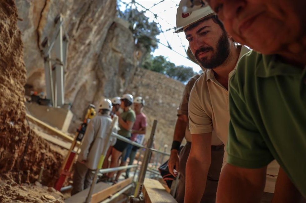El vicepresidente de la Junta, Juan García-Gallardo, visita los Yacimientos de Atapuerca.