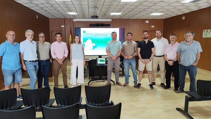 Diputación conoce la última hora sobre la situación de sequía en la Sierra Sur sevillana