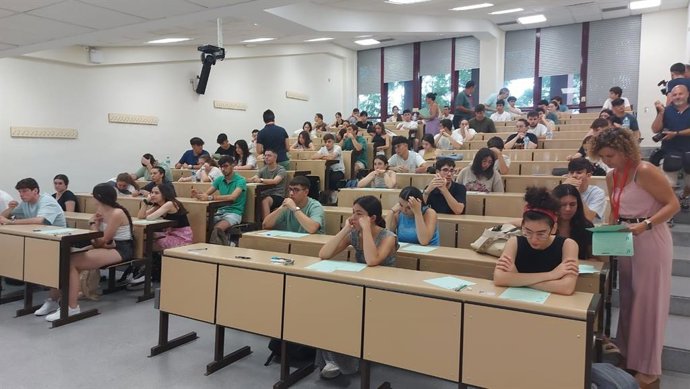 Prueba de Acceso a la Universidad en la Universidad de Sevilla