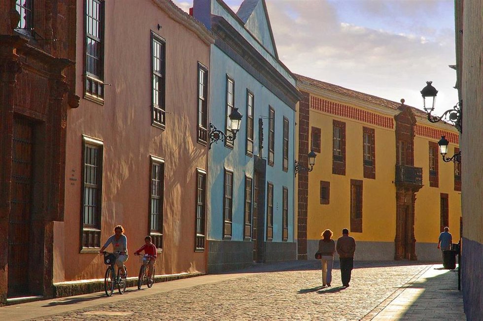 Archivo - Calle De La Carrera