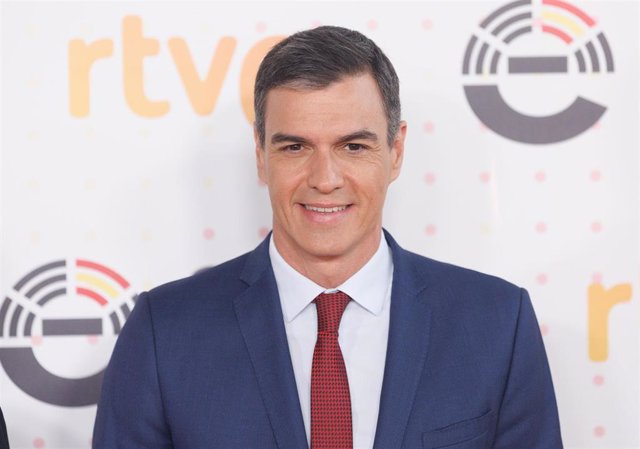 El presidente del Gobierno y candidato a la reelección por el PSOE, Pedro Sánchez, a su llegada al debate electoral organizado por RTVE bajo el título ‘23J el debate final’, en el Estudio 6 de Prado del Rey, a 19 de julio de 2023, en Madrid (España). 