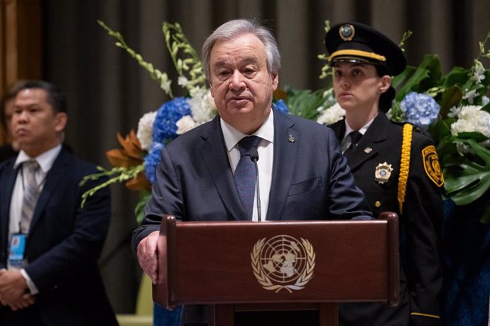 El secretario general de la ONU, António Guterres, durante la ceremonia en homenaje a los 77 trabajadores de la ONU que murieron en servicio en 2022