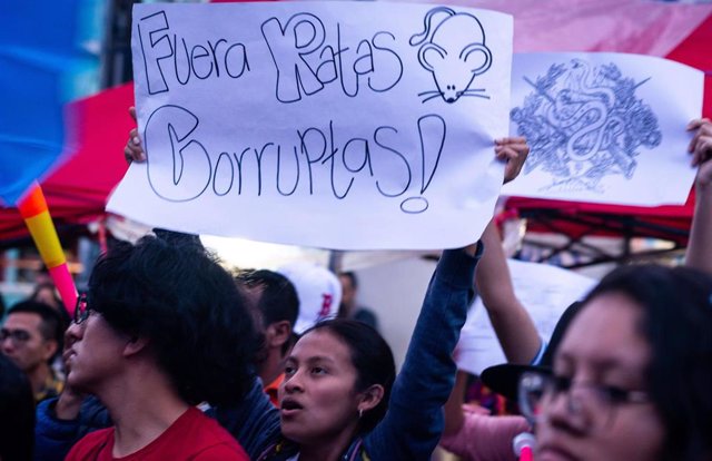 Pancarta en una manifestación en Guatemala