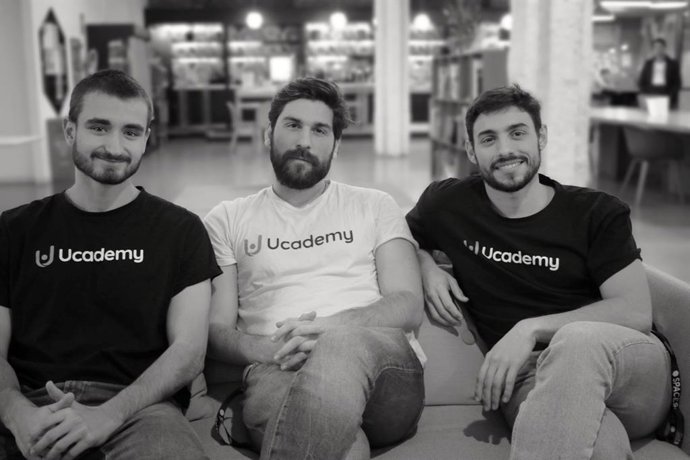 Fundadores de Ucademy.
