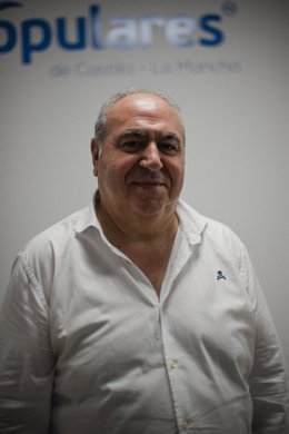 El candidato del PP al Senado por la provincia de Toledo, Vicente Tirado.
