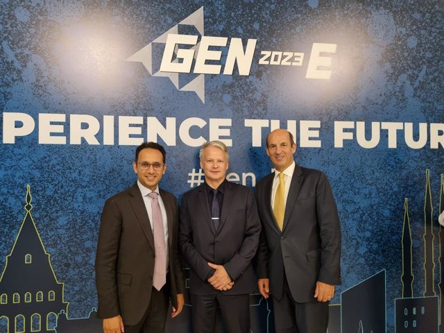 Asheesh Advani, President & CEO of JA Worldwide (left), Olivier Lazar, COO of PMIEF and VP of Social & Community Impact PMI (centre) and Adam Warby, Chairman of JA Europe (right)