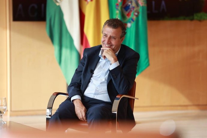 El presidente de la Diputación de Sevilla y secretario general del PSOE de Sevilla, Javier Fernández.