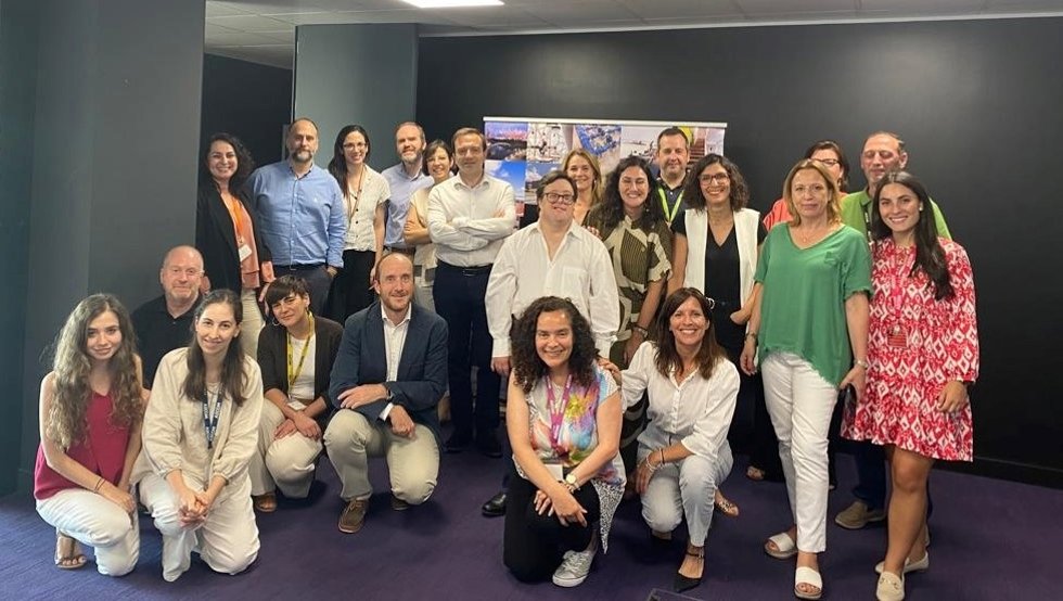 AECOM y Fundación Adecco se unen para impulsar la empleabilidad de personas con discapacidad