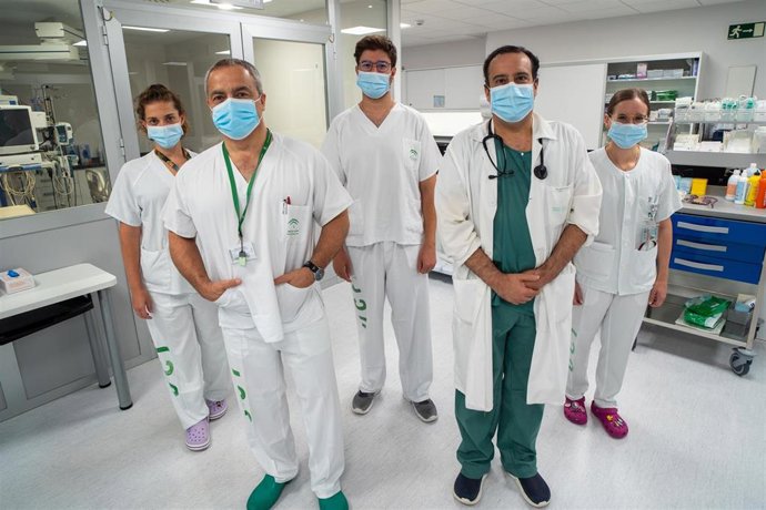 El Hospital Virgen de las Nieves acredita la excelencia de las ecografías en pacientes críticos.
