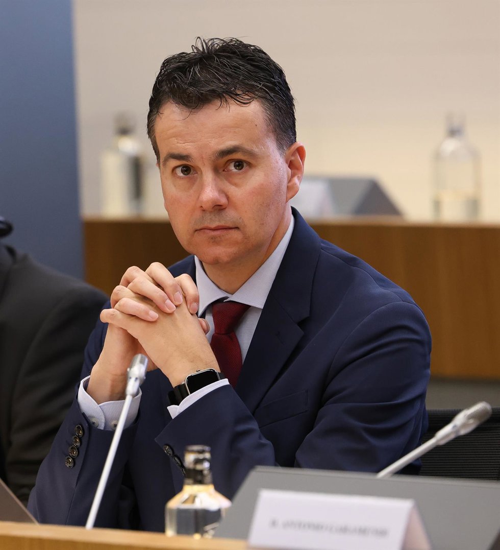 Archivo - El ministro de Industria, Comercio y Turismo, Héctor Gómez, durante el encuentro empresarial Invertir en Marruecos por una prosperidad común en la sede de la CEOE, a 22 de mayo de 2023, en Madrid (España). La Confederación Española de Organi