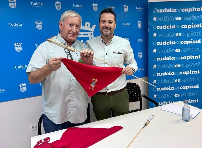 Jesús Marquina Arellano, exlocutor de radio, lanzará el cohete de las fiestas de Santa Ana.