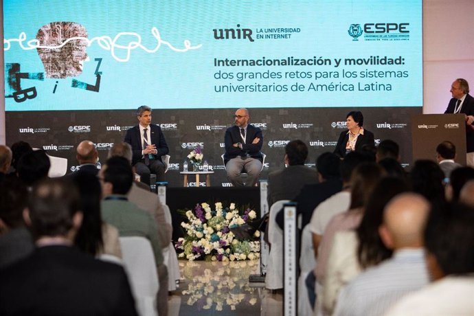 Más de 3.000 académicos y expertos internacionales impulsan en Quito la movilidad y la internacionalización universitaria latinoamericana