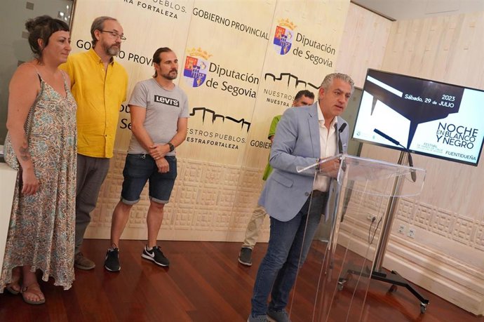 Presentación de 'Noche en blanco y negro'.