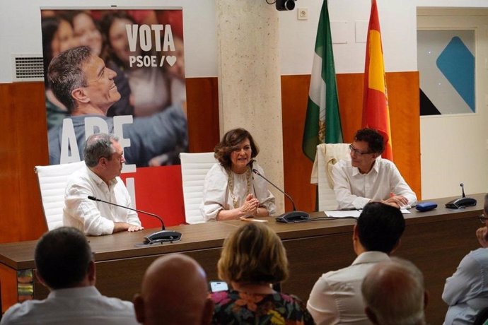 Acto del PSOE con Juan Espadas y Carmen Calvo.