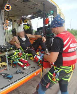 Rescatado en el barranco del Turche de Yátova un hombre lesionado en un tobillo