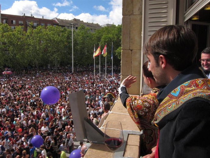 Archivo - Vendimiadores de las fiestas de San Mateo