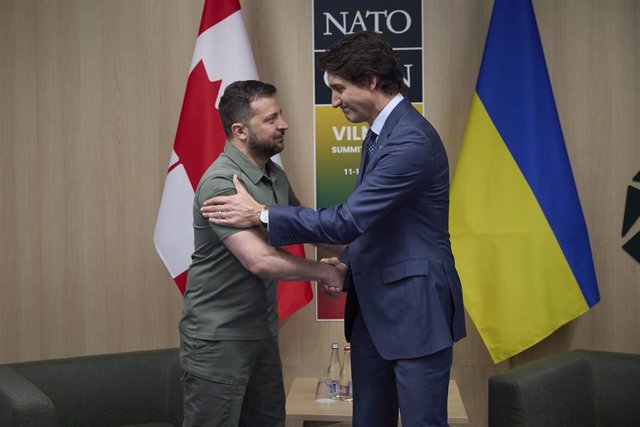 Los presidentes de Ucrania y Canadá, Volodimir Zelenski y Justin Trudeau, respectivamente.