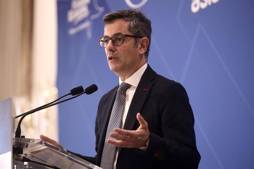El ministro de Presidencia, Félix Bolaños, durante su intervención en el Fórum Europa Nueva Economía a 19 de julio del 2023 en Málaga (Andalucía, España) 