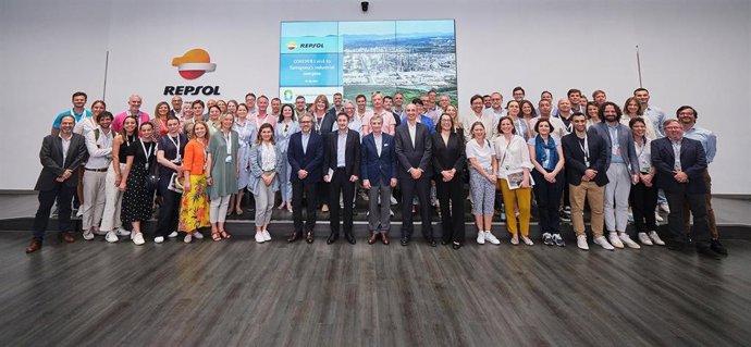 El Comité de Representantes Permanentes de la Unión Europea (Coreper I) ha visitado este jueves el complejo industrial de Repsol en Tarragona