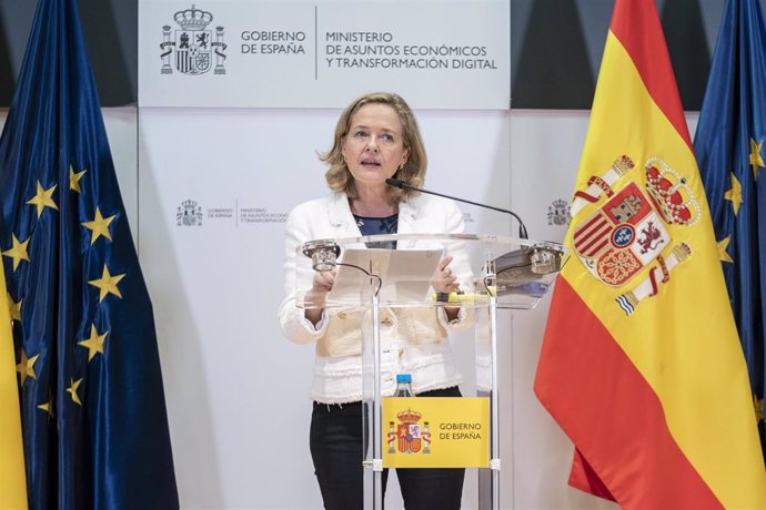 Archivo - La vicepresidenta primera y ministra de Asuntos Económicos y Transformación Digital, Nadia Calviño