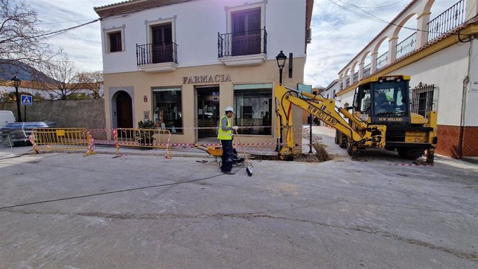 Archivo - Málaga.- Diputación invierte siete millones para calefactar con biomasa 23 edificios públicos de la Sierra de las Nieves