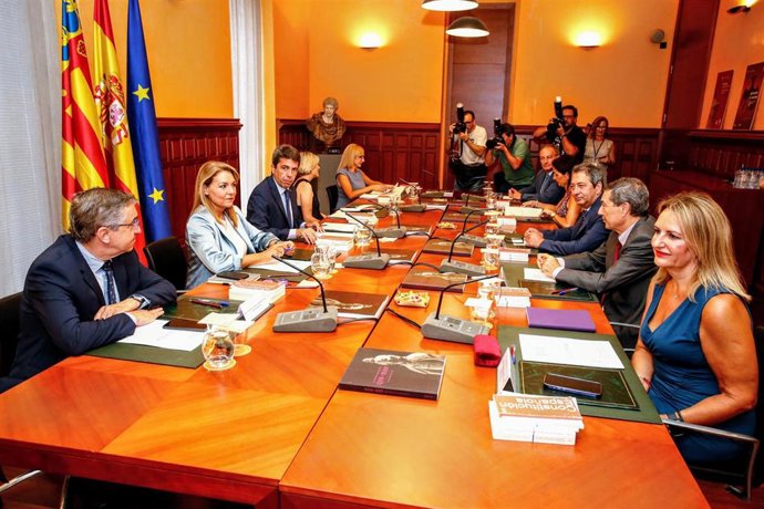 Primera reunión del Pleno del Consell, en el Museo Arqueológico de Alicante MARQ