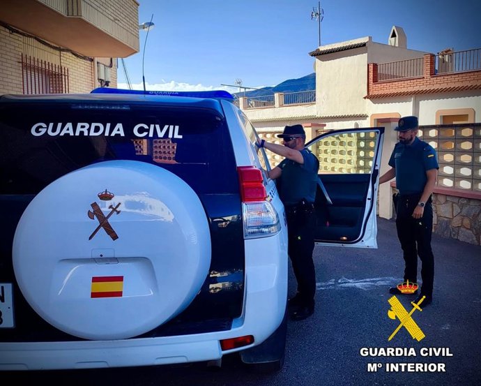 Agentes de la Guardia Civil.