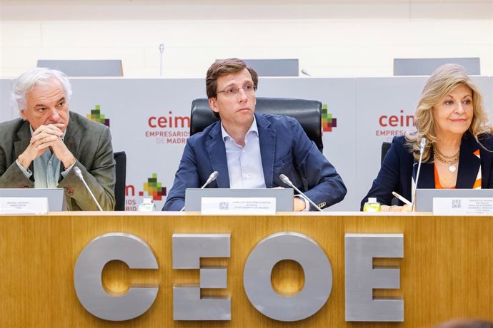El alcalde de Madrid, José Luis Martínez-Almeida, en una jornada organizada por CEIM