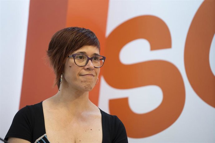 Archivo - La candidata de Compromís-Sumar, gueda Micó.