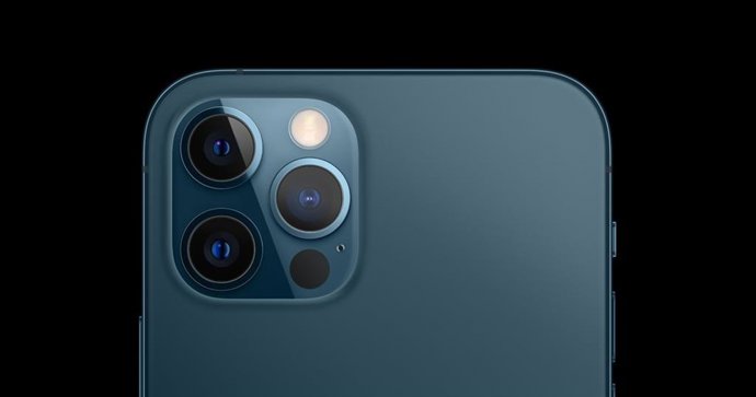 Archivo - Cámara del iPhone 12 Pro.