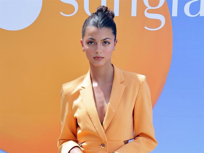 Kika Cerqueira posando durante la presentación de Sunglass Hut, a 19 de julio de 2023, en Madrid (España).